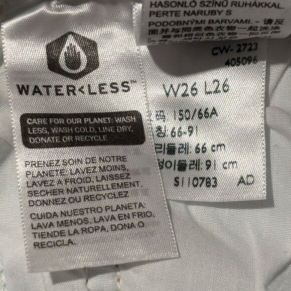 NWT! Levi's Wedgie Straight Jeans in Light Wash 26 X 26 - Picture 8 of 9